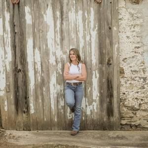 Meet your Posher, Heidi